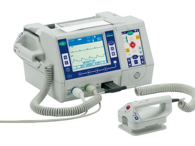 Cardioline elife700 Biphasic Monitor Manual and Semiautomati